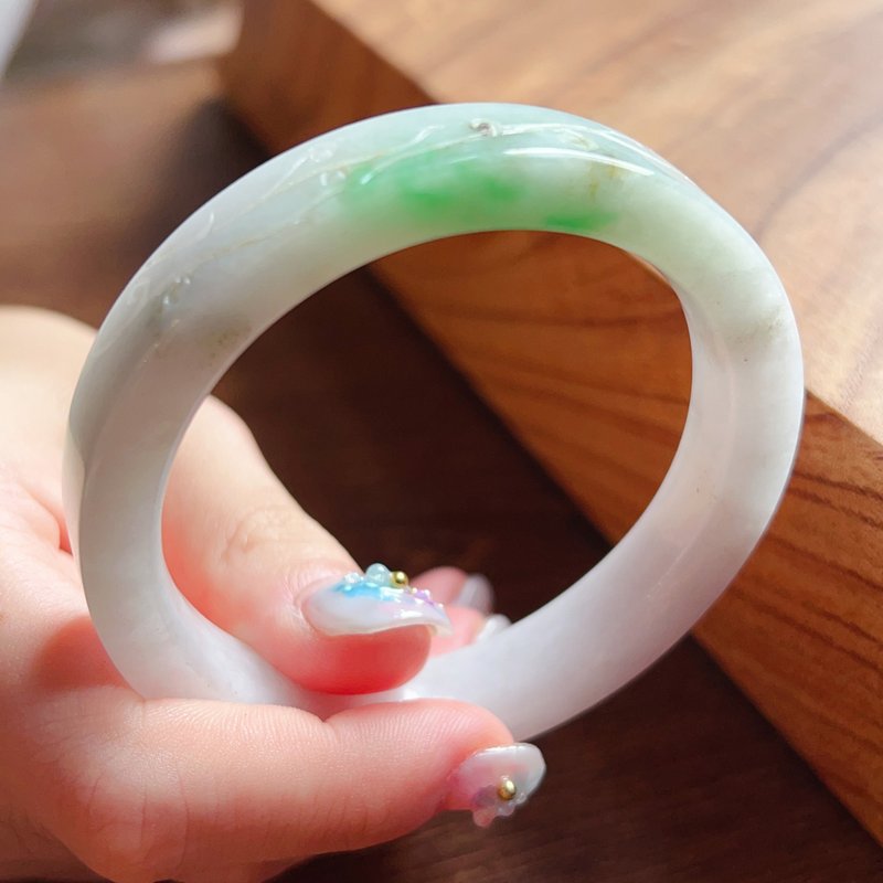 飘阳绿翡翠雕花角镯方镯 | 18.5围 | 天然缅甸玉翡翠A货 | 送礼 - 手链/手环 - 玉石 绿色