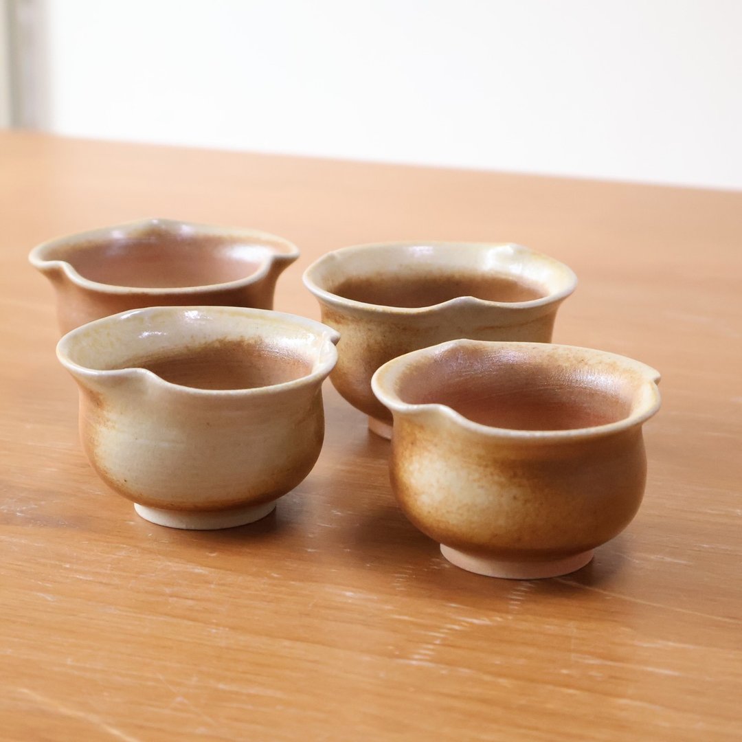 漠尘 柴烧陶花苞杯 - 茶具/茶杯 - 陶 咖啡色