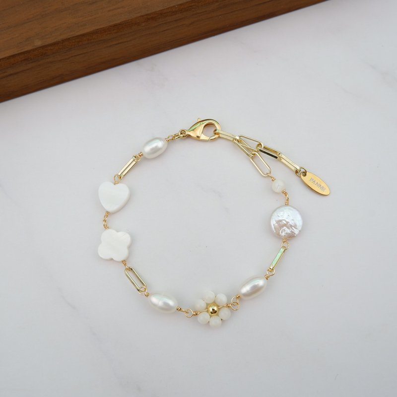 Freshwater Pearl Bracelet - 手链/手环 - 珍珠 白色