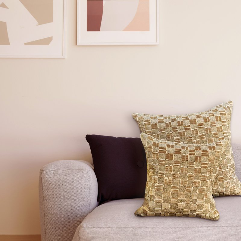 欧洲布料手工订制 米色抱枕 handmade throw pillow - 枕头/抱枕 - 其他材质 卡其色