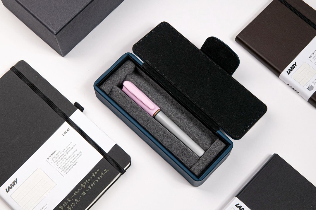 【雷雕免费刻字】LAMY 三角钢笔 皮革笔盒 / nexx 系列 - 多彩选 - 钢笔 - 铝合金 多色