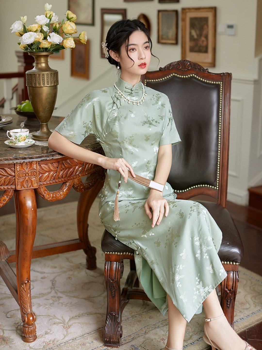 淺綠色 子衿 仿真絲提花開襟緞面旗袍 復古改良新中式國風洋裝 - 旗袍 - 聚酯纤维 绿色