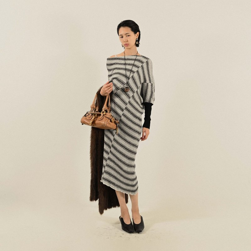 【NaSuBi Vintage】Upcycling解构针织缇花古着洋装 - 洋装/连衣裙 - 其他人造纤维 