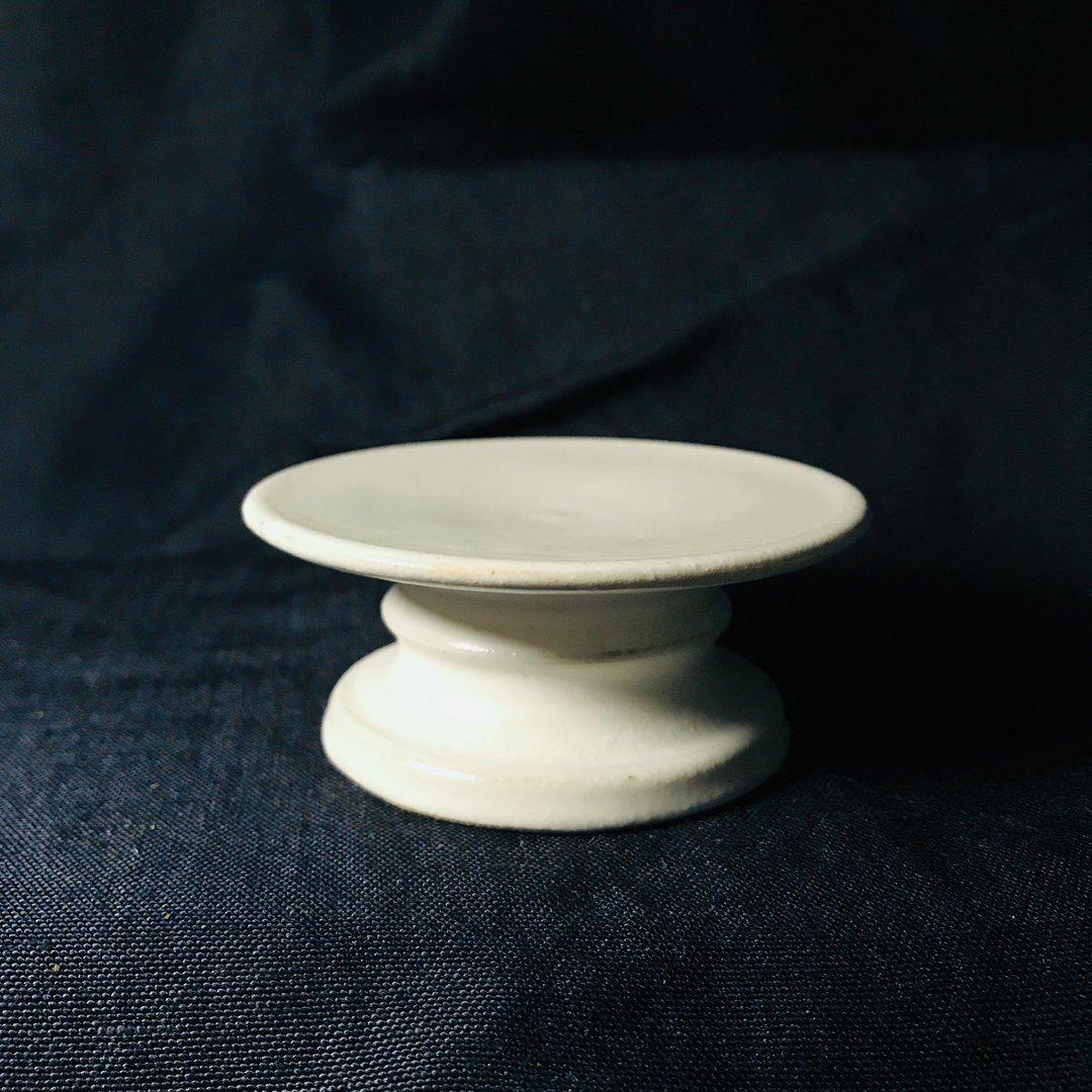 Déjà vu ceramics 白色烛台矿石展示台 - 蜡烛/烛台 - 陶 白色