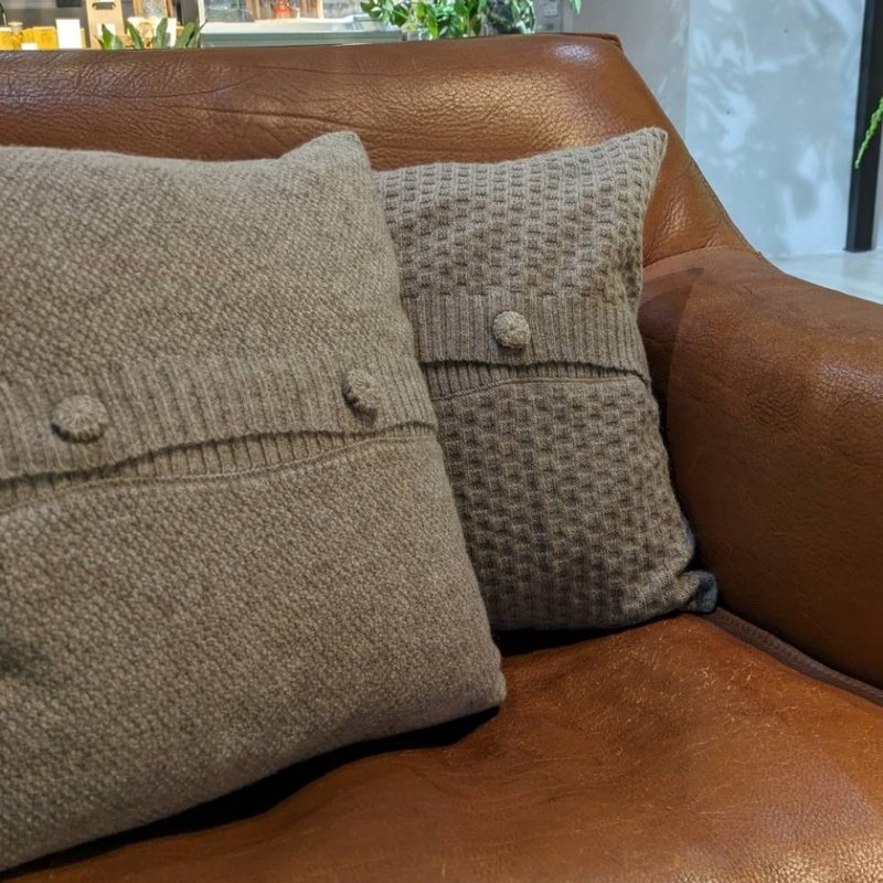欧洲布料手工订制 羊毛抱枕 handmade throw pillow - 枕头/抱枕 - 羊毛 灰色