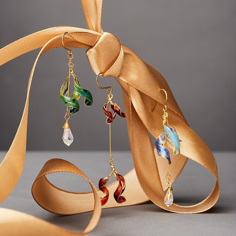 漫游-舞动 手工耳环 树脂耳环 水晶花 耳针 耳夹 - 耳环/耳夹 - 其他材质 