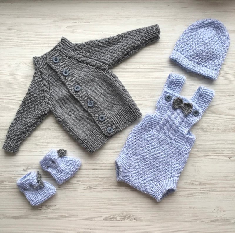 Blue and grey hand knit clothing set for baby boy: sweater, romper, hat, booties - 包屁衣/连体衣 - 其他材质 