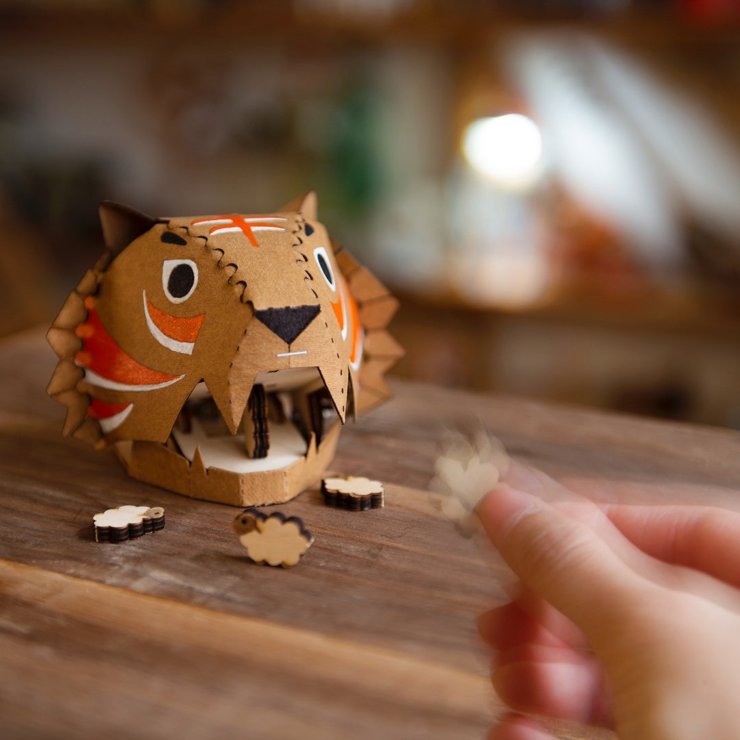 羊咩虎咽 Hungry Tiger 新春 DIY Kit - 木工/竹艺/纸艺 - 木头 咖啡色