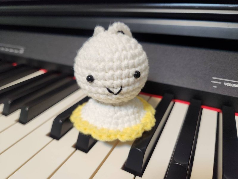 裙摆摇摇的晴天娃娃 - 吊饰 - 羊毛 多色