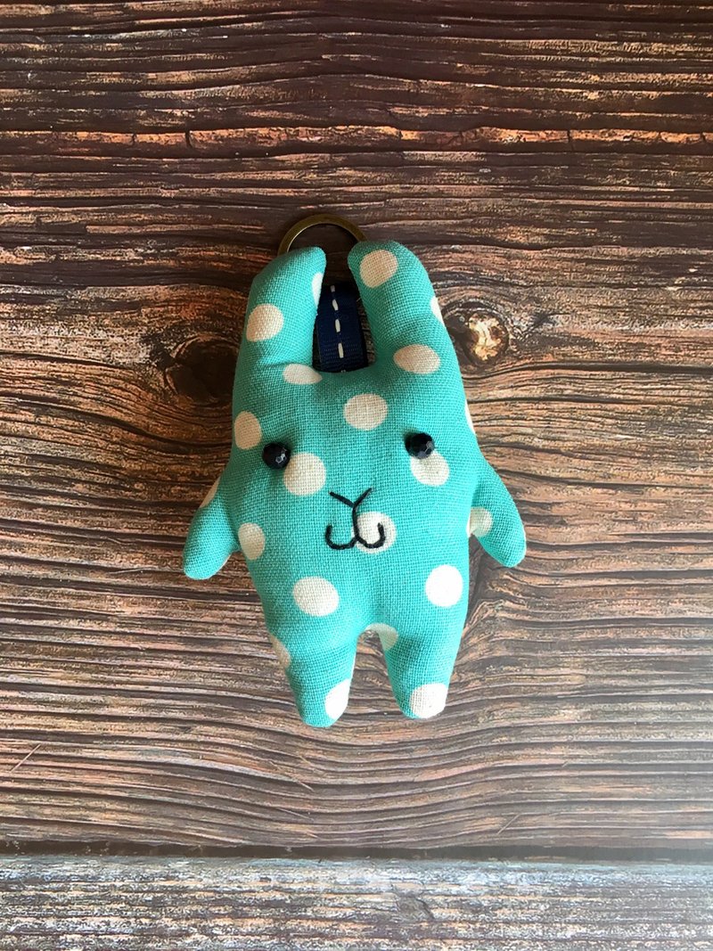 湖水蓝大点点-兔子钥匙圈 - 吊饰 - 棉．麻 蓝色