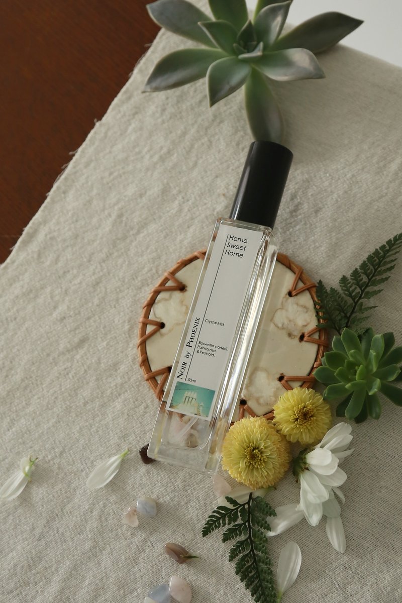 筑梦之巢玄关精油水晶喷雾50ml 索马里乳香 玫瑰草 松脂 香氛 - 香薰/精油/线香 - 精油 透明