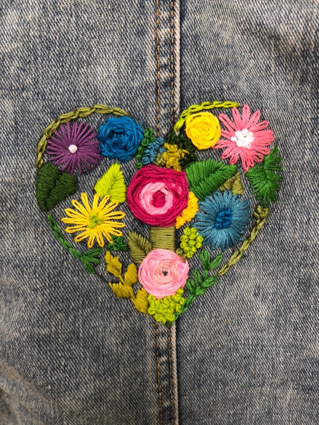 Hand embroidery  jeans - 女装休闲/机能外套 - 绣线 多色