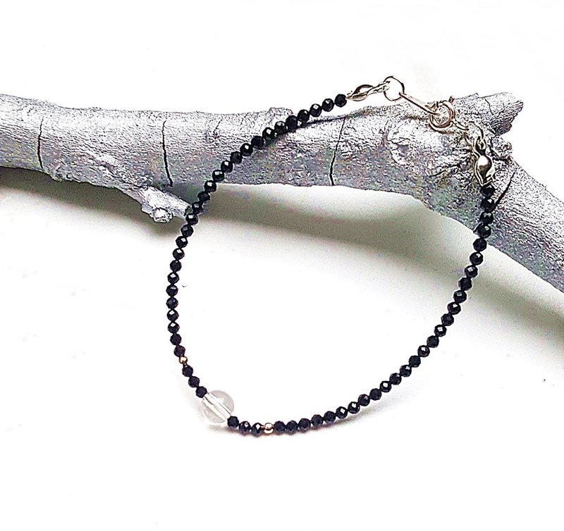 五行--金系能量石-白水晶  白水晶x黑尖晶 925纯银细致款手链 - 手链/手环 - 纯银 白色