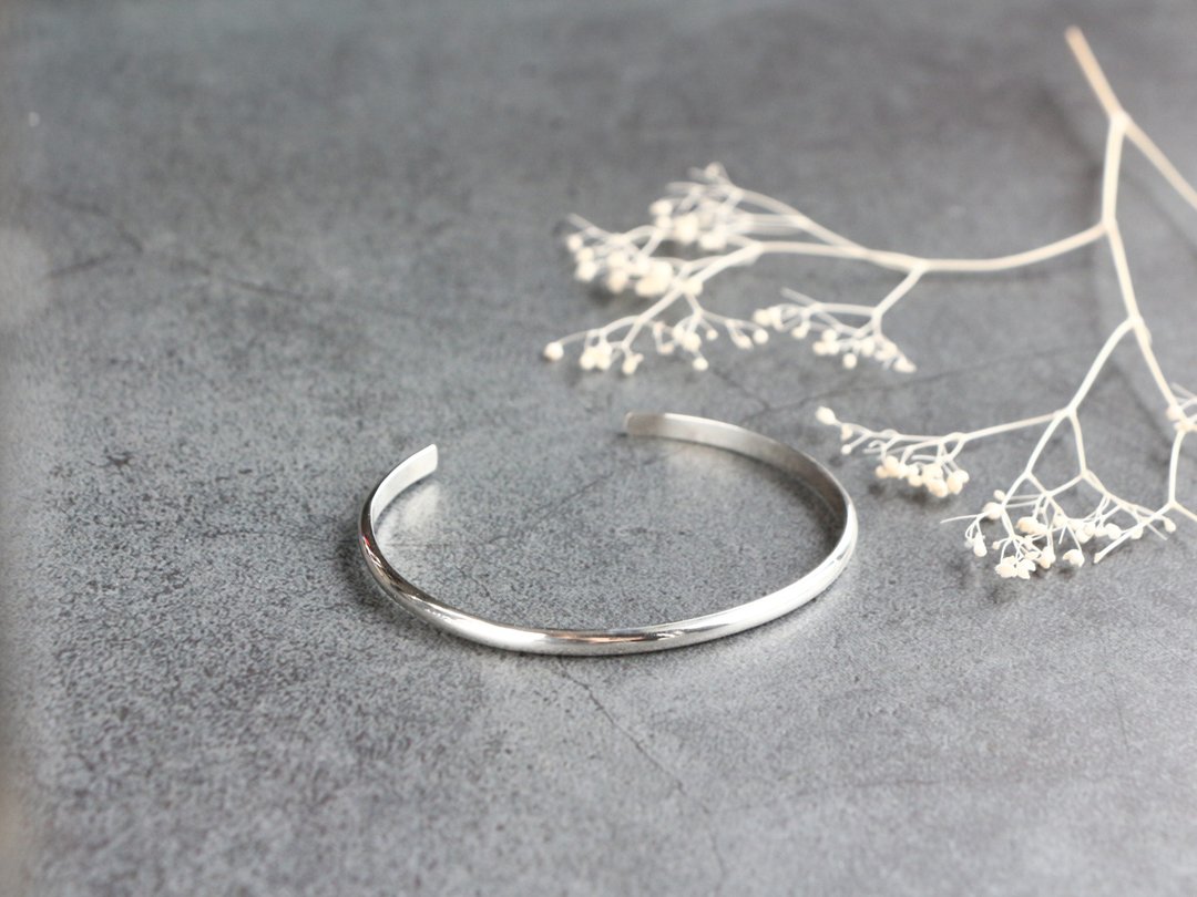 SV935 (Argentium)-open bangle (size order) - 手链/手环 - 其他金属 银色