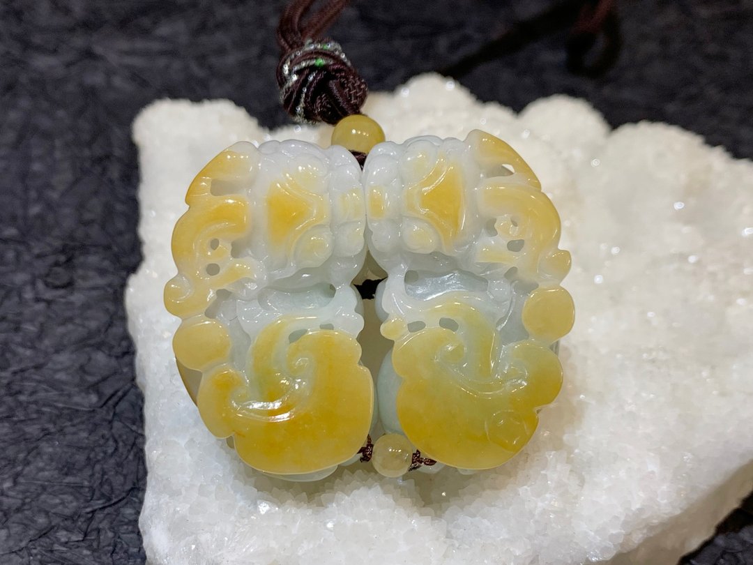快速出货 天然 A 货缅甸玉翡翠招财貔貅项链 黄翡 招财 辟邪 开运 - 项链 - 玉石 黄色