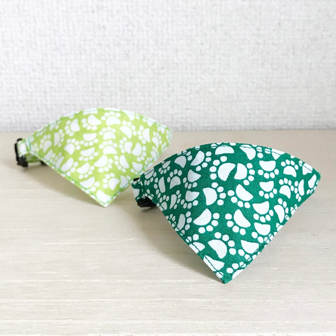 [Paw Print] Cat Bandana Style Safety Collar Safety Collar Cat Collar - 项圈/牵绳 - 棉 绿色