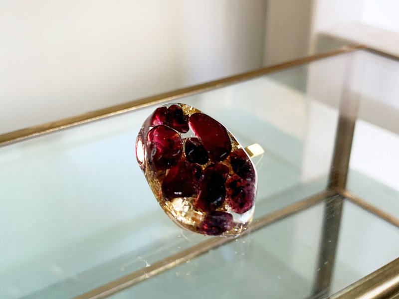 【一月诞生石】引导努力成就丰硕成果，石榴石・玛瑙・发束挂饰 - 发饰 - 树脂 红色