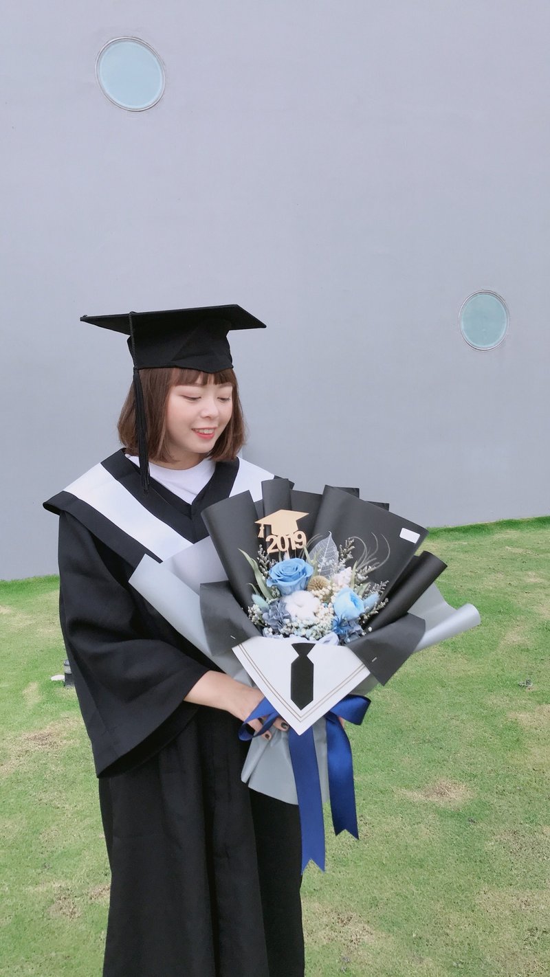 毕业花束 \致男友\永生花花束 学士服包装 毕业礼物 - 摆饰 - 植物．花 蓝色