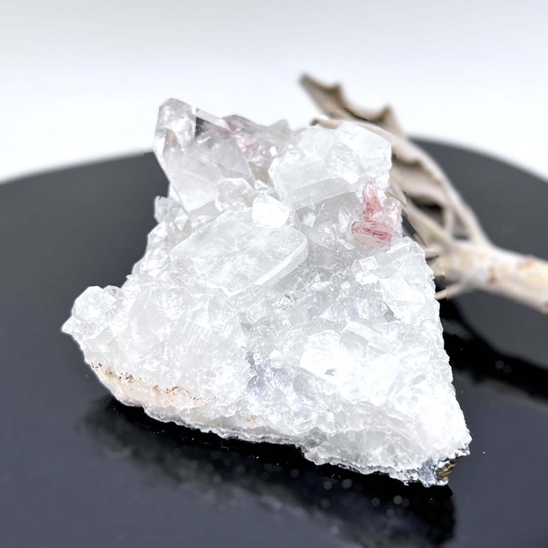 潋心。原矿 摆件 净化 能量 疗愈 l 鱼眼石 粉沸石 l - 摆饰 - 水晶 多色