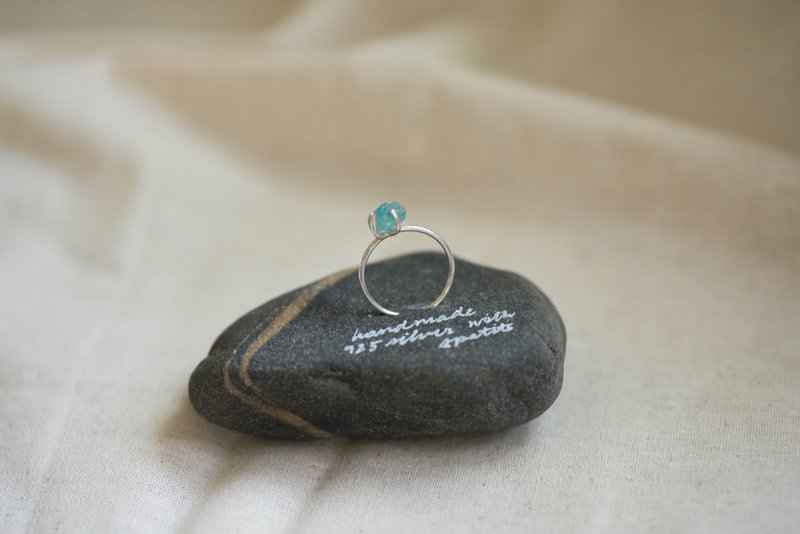 大自然之美::磷灰石纯银戒指-1 - 戒指 - 纸 银色