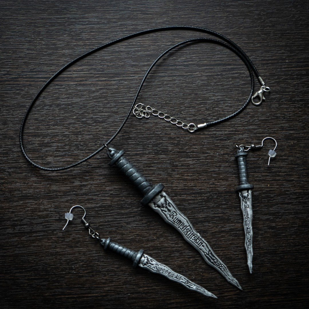 Personalized Dark One Dagger Earrings and Necklace | Custom Name Jewelry Set - 项链 - 塑料 银色