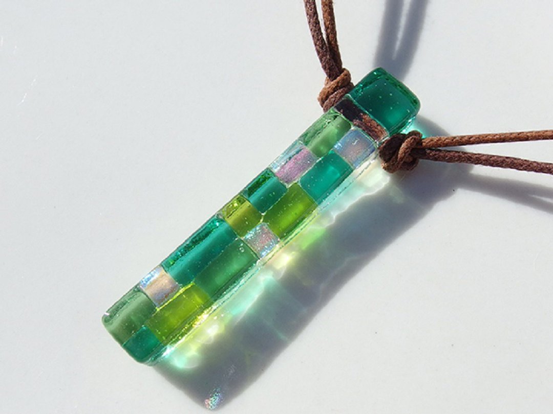 Aurora Glass (Aurora [Emerald]) Necklace [Can be changed to an aroma pendant] [Made to order] - 项链 - 玻璃 绿色