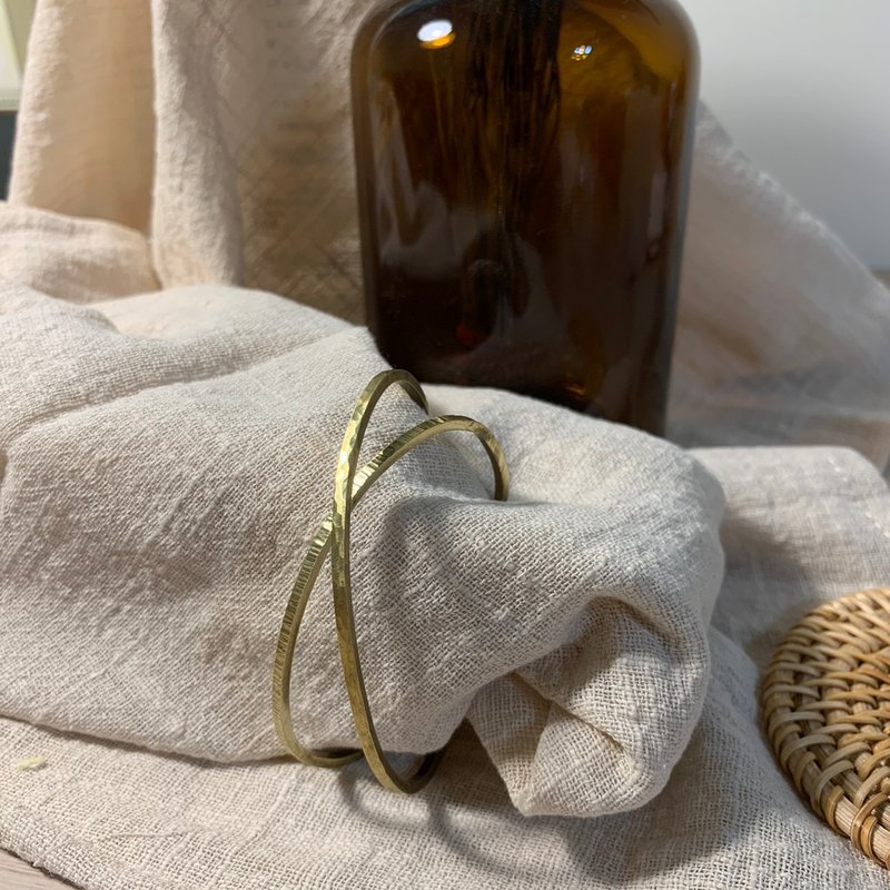 拥 |黄铜手环 - 手链/手环 - 铜/黄铜 金色