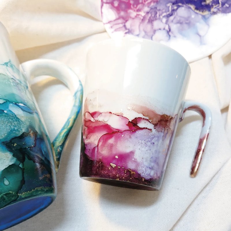 紫山玫瑰:马克杯盘组/酒精墨水 - 咖啡杯/马克杯 - 其他材质 粉红色