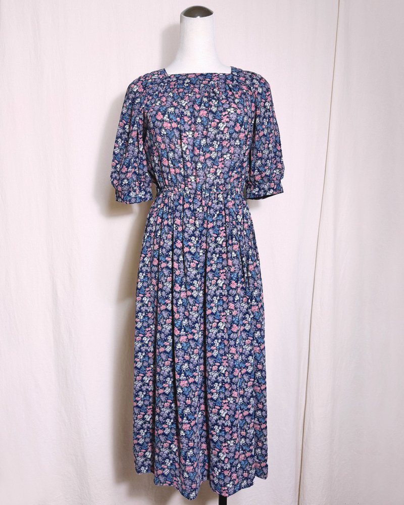 方领花朵短袖古着洋装/ 国外带回 VINTAGE - 洋装/连衣裙 - 聚酯纤维 蓝色