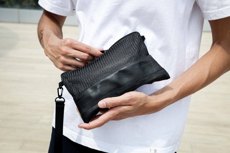 ReTube 单车内胎编织手拿包 - 手拿包 - 其他材质 黑色