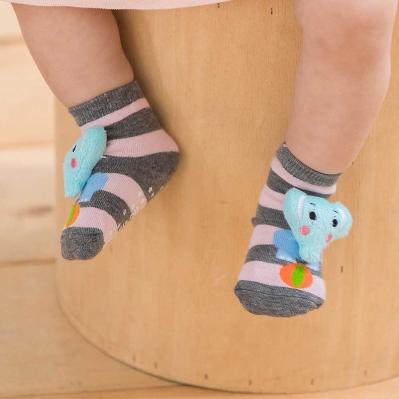 手缝公仔礼盒宝宝袜-长鼻象 弥月礼 安全止滑袜 宽 - 婴儿袜子 - 棉．麻 多色