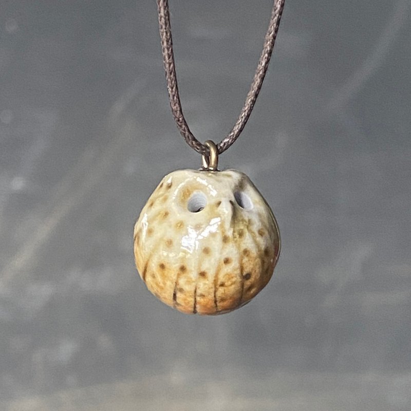 柴烧陶精油项链  小圆球猫头鹰 - 项链 - 陶 卡其色