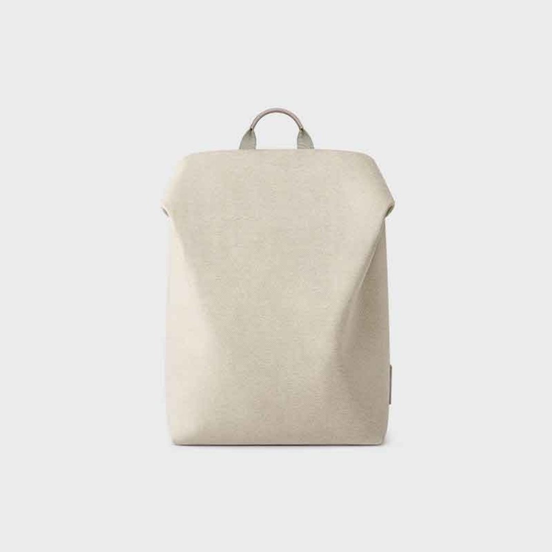 【ITO】后背包 TRUFFLE BACKPACK2双肩通勤防水电脑书包 岩白 - 后背包/双肩包 - 其他材质 