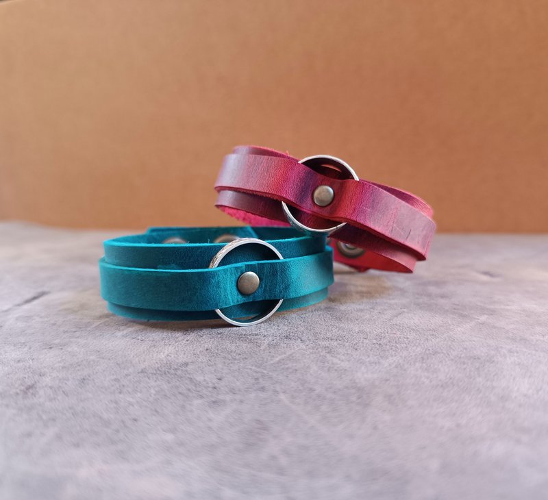 真皮戒指手链 可调节设计 可刻字 情侣中性款 - 手链/手环 - 真皮 多色