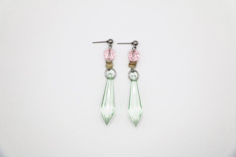 冰清透粉 _ 透明 压克力 贝壳 手工耳环 - 耳环/耳夹 - 塑料 绿色