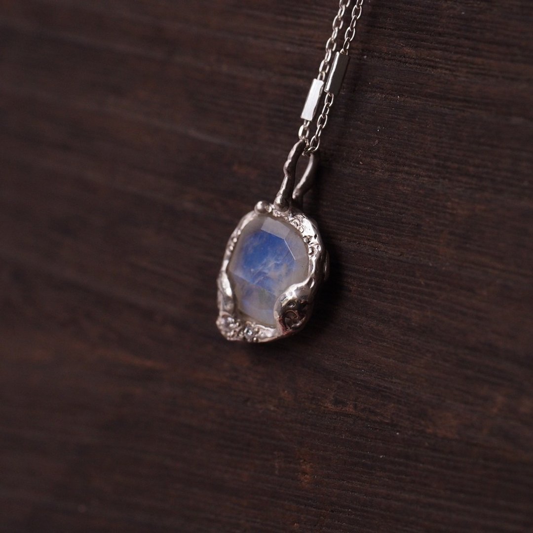 月光石手工纯银项链 六月诞生石 短项链 Moonstone - 项链 - 半宝石 蓝色