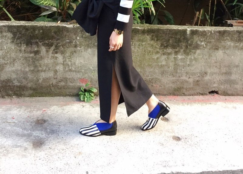 画儿#8022|| 小羊皮v领一脚穿 不羁的水手 曜黑|| - 女款牛津鞋/乐福鞋 - 真皮 黑色