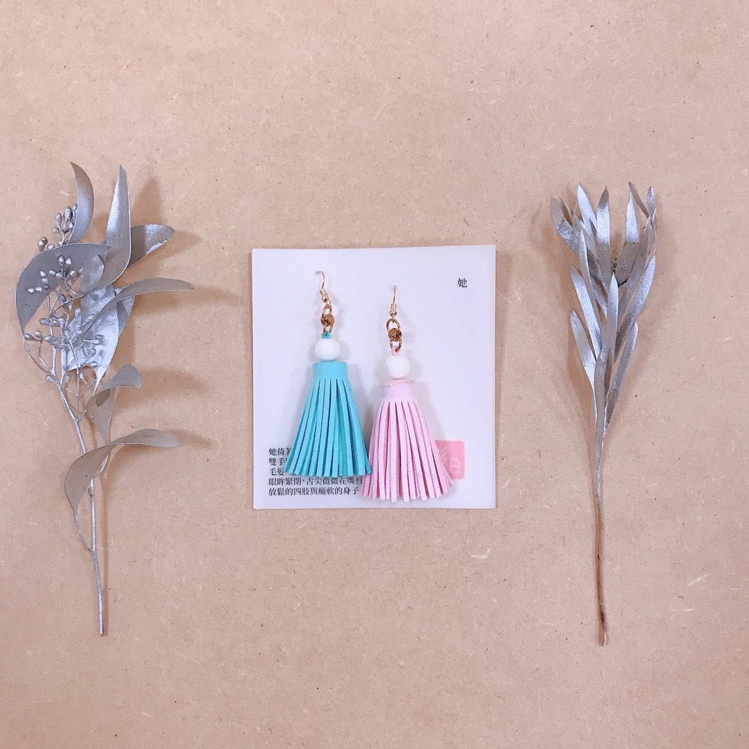 流苏耳环 / 甜姐儿 - 耳环/耳夹 - 其他金属 多色