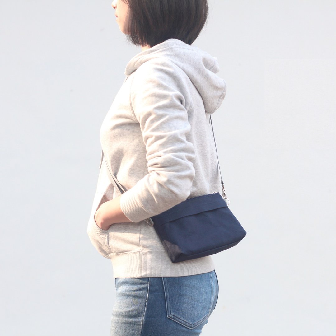随身包 / 斜背包 / 日本帆布 ( 多款 ) - 手拿包 - 棉 蓝色