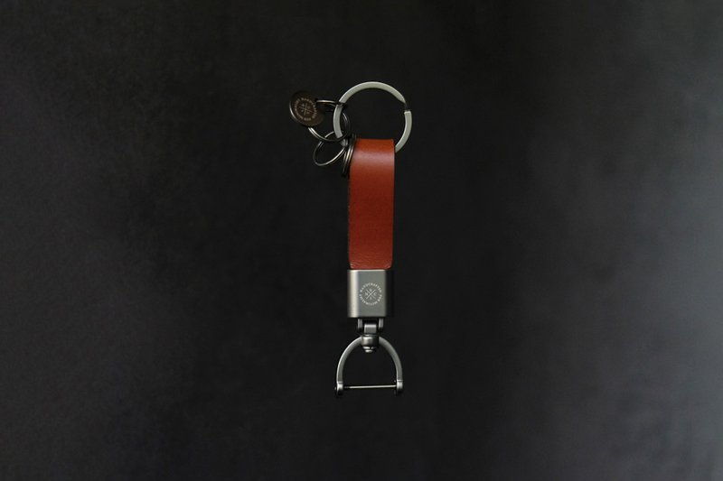 UNIC枪灰色马蹄扣钥匙圈 / 皮革车钥匙扣二合一【可定制化】 - 钥匙链/钥匙包 - 真皮 咖啡色