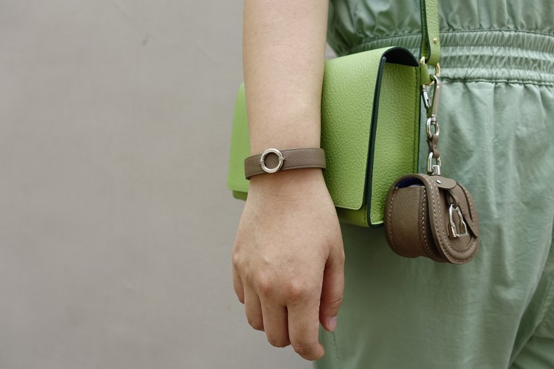 定制化礼物 手工皮革 圆 真皮手环 - 手链/手环 - 真皮 