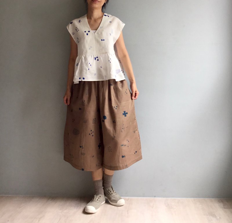 山居岁月/设计师插画印花布/二重纱纯棉茧型中长宽裤裙 - 女装短裤 - 棉．麻 