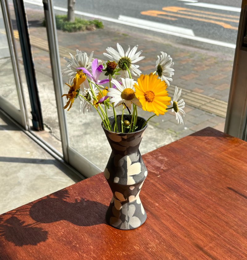 Takeo Vessel Project - 日本黑土系列几何花器1 - 花瓶/陶器 - 陶 