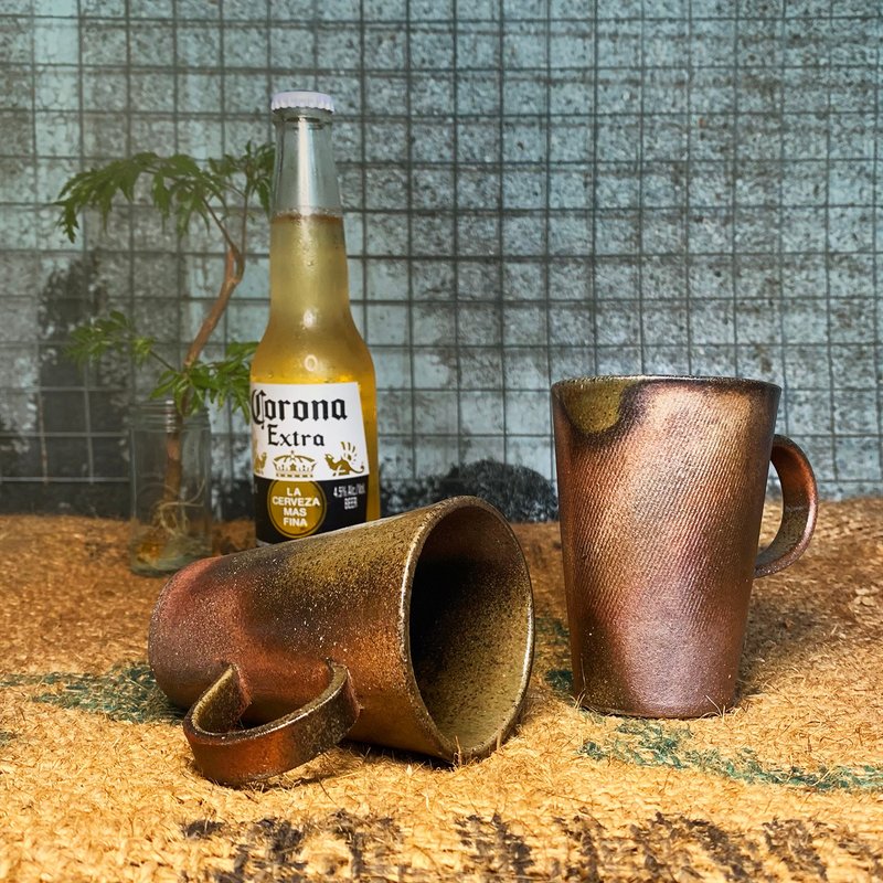 陶艺手作 新彩烧环保柴烧 啤酒把杯 | 啤酒杯 居家生活 礼物 收藏 - 酒杯/酒器 - 陶 金色