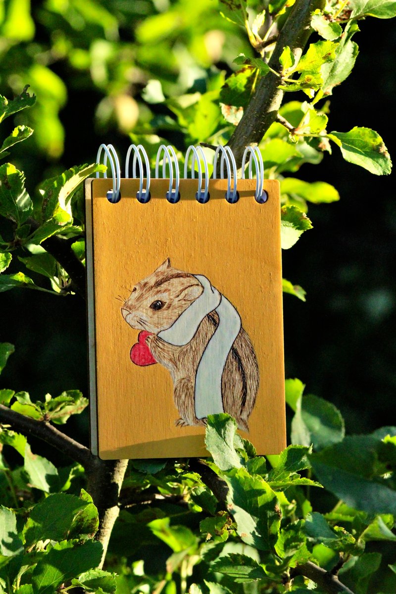 阳光仓鼠笔记本 定制化礼物 圣诞礼物 包装 - 笔记本/手帐 - 木头 黄色