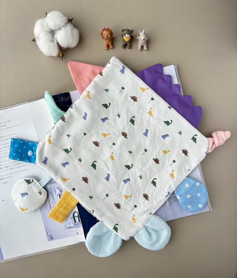 宝宝多功能安抚巾  文青小恐龙 口水巾 新生儿弥月礼  围兜兜 - 玩具/玩偶 - 棉．麻 白色