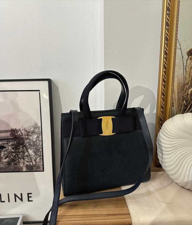 中古包 Ferragamo菲拉格慕 经典蝴蝶结蜥蜴皮包 - 手提包/手提袋 - 真皮 黑色
