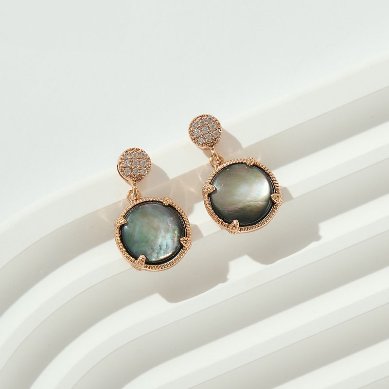 微镶锆石贝壳耳环 (灰色珍珠母贝) 可提供付费改耳夹服务 - 耳环/耳夹 - 贝壳 