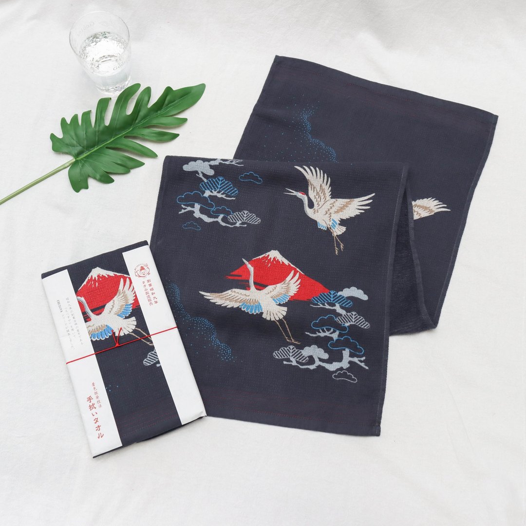 今治着色拔染毛巾-鹤在红富士 - 毛巾浴巾 - 棉 