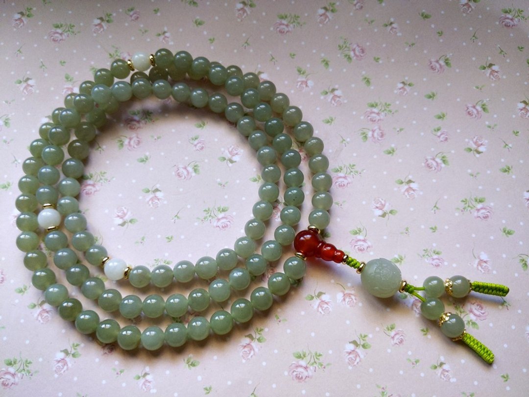 ORLI Jewelry 天然和阗玉晴水青玉108颗念珠 和田玉佛珠 雕花珠 - 项链 - 玉石 绿色